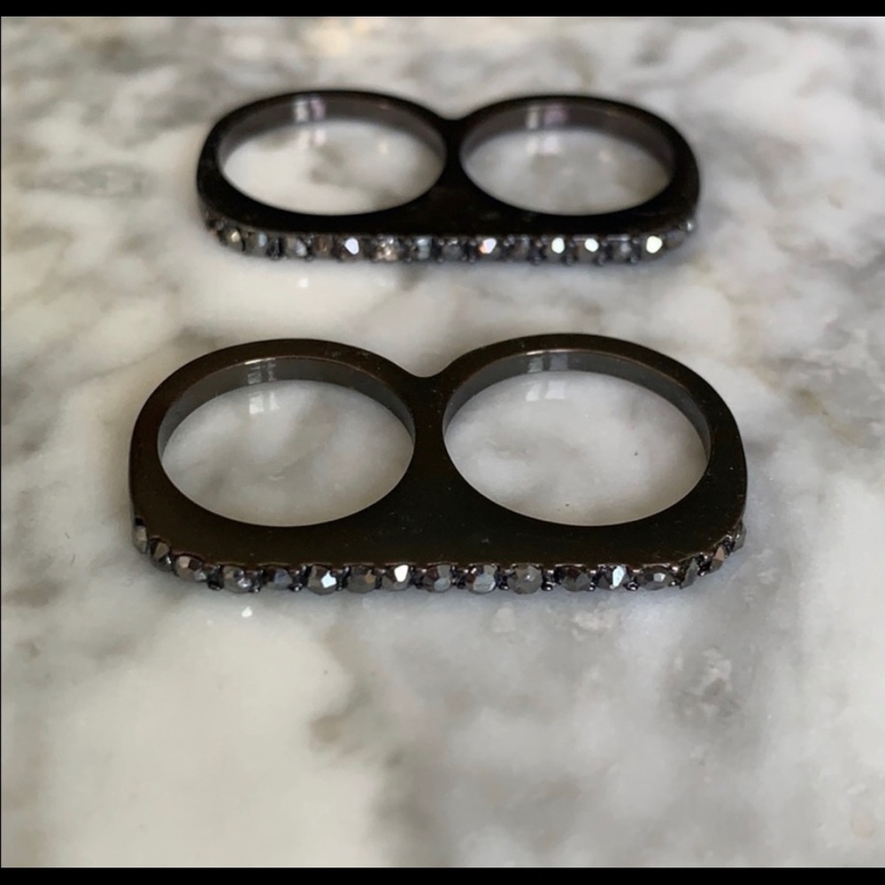 Bundle of two gunmetal rings